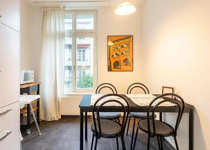 - Inkl Parking And Ticket * Bern